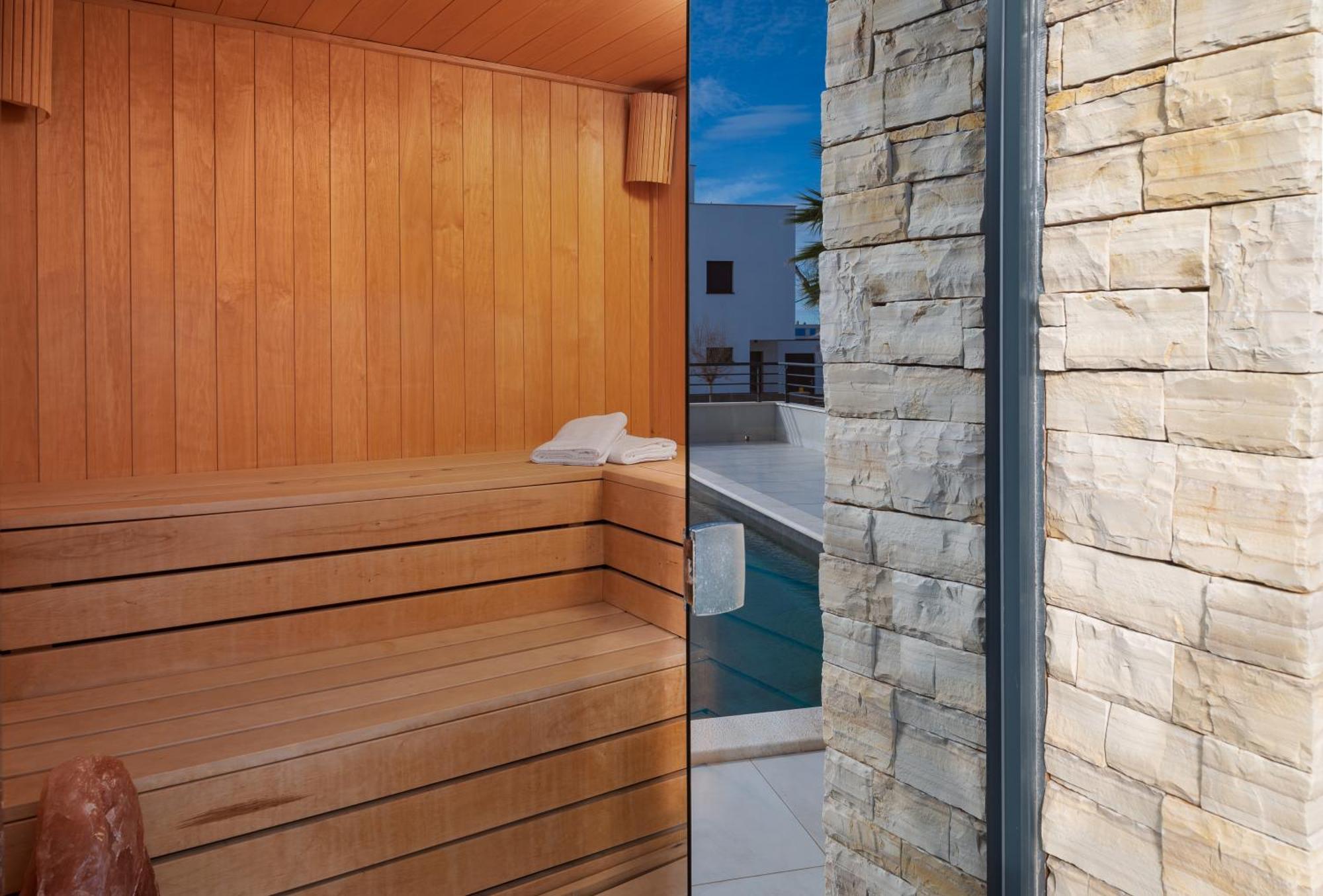 Villa Roca With Heated Pool And Sauna Privlaka  Dış mekan fotoğraf